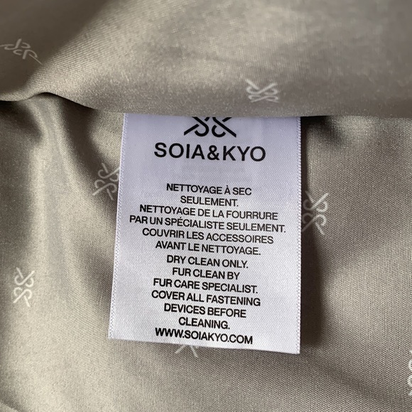 SOIA & KYO Down Coat - Picture 4 of 6